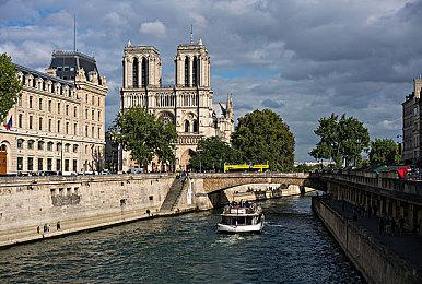 《尘封大陆》武器介绍预告 8月10日发售